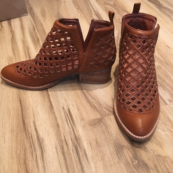 Jeffrey Campbell Shoes - JEFFREY CAMPBELL BOOTIES